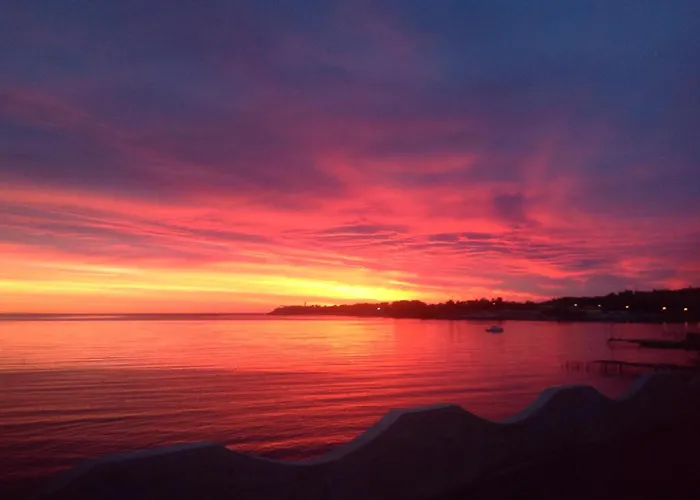 Incanto On The Sea * Syracuse